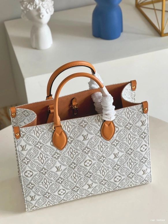 Cheap VUITTON LOUIS ONTHEGO MM 0805